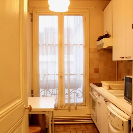 Family Flat Close To Jardin Du Luxembourg Paris